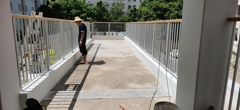 通道圍欄
