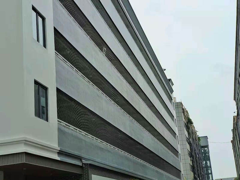 白色護欄8